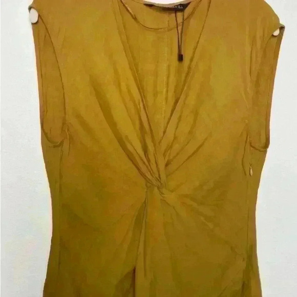 Zara Knotted V Neck Sleeveless Mustard Top Blouse - Picture 3 of 6
